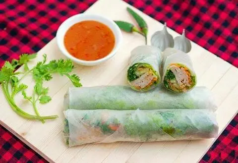 Hình ảnh GỎI CUỐN CHẢ CÁ ( 2 Cuốn) -  NƯỚC MẮM