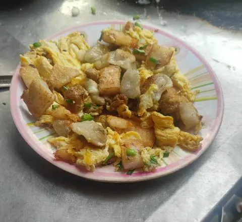 Hình ảnh Bột chiên há cáo chiên trứng