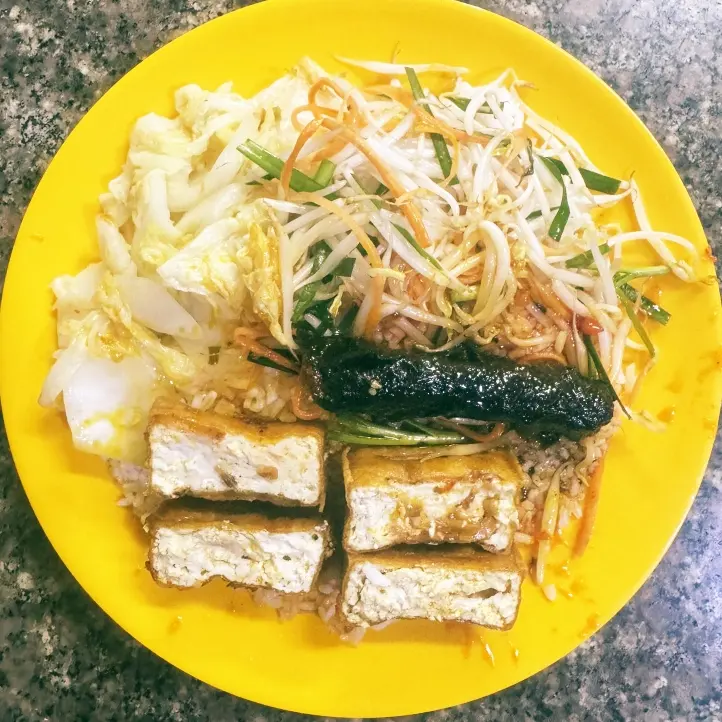 Hình ảnh Cơm cá kèo đậu hũ chiên sả