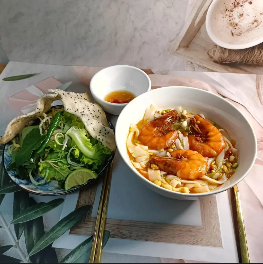 Hình ảnh Mì Quảng Tôm