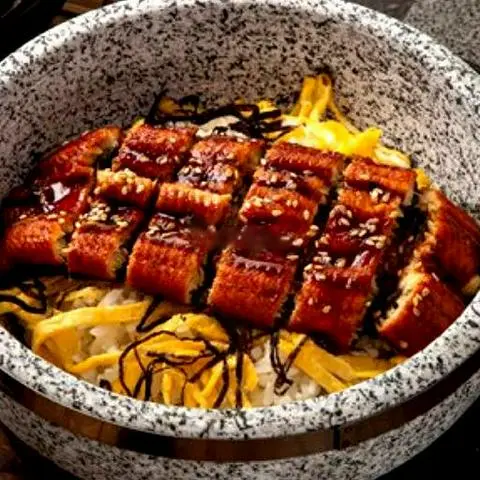 Hình ảnh Cơm lươn nhật - trứng