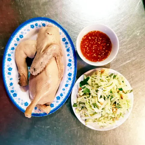 Hình ảnh Vịt Luộc (1/2 con Có Cổ) +Gỏi