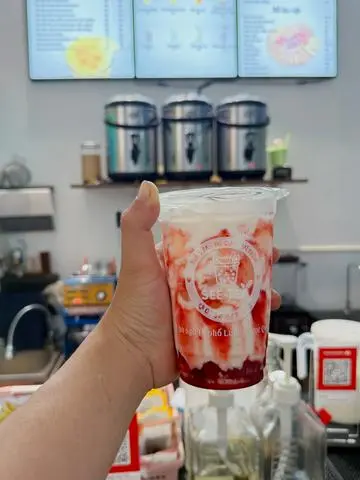 Hình ảnh Sữa tươi dâu tây