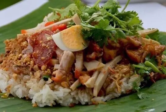 Hình ảnh Xôi mặn + trà tắc (ly lớn)