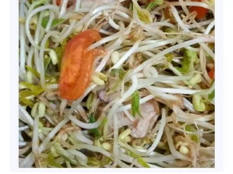 Hình ảnh Cơm thịt bò xào giá