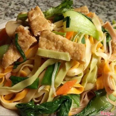 Hình ảnh Mì xào mềm chay