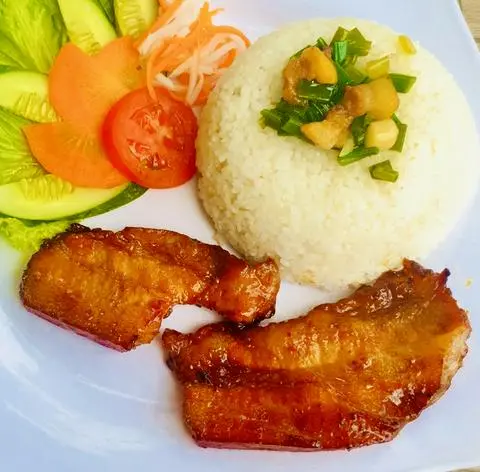 Hình ảnh Cơm tấm ba rọi