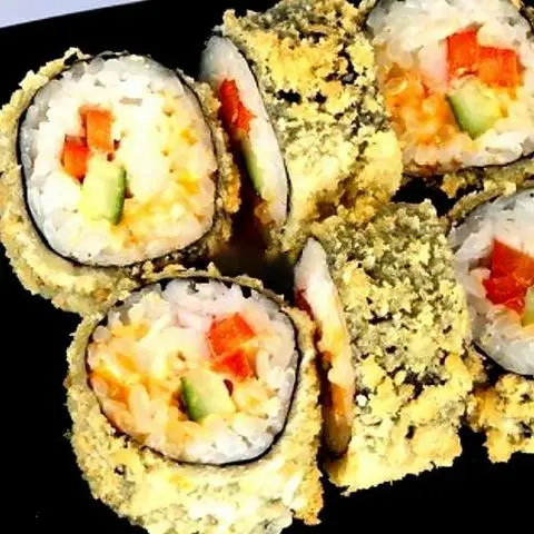 Hình ảnh Sushi cá ngừ thanh cua - chiên xù