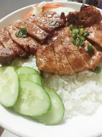 Hình ảnh Cơm Tấm Sườn
