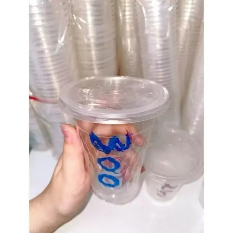 Hình ảnh Lốc 50 Ly Nhựa Hoa Văn, Có Nắp 300ml Dùng Quán Ăn, Nước, Rau Câu, Topping