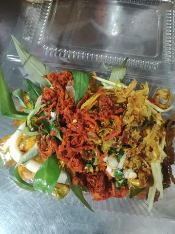 Hình ảnh bánh tráng cuốn thập cẩm 