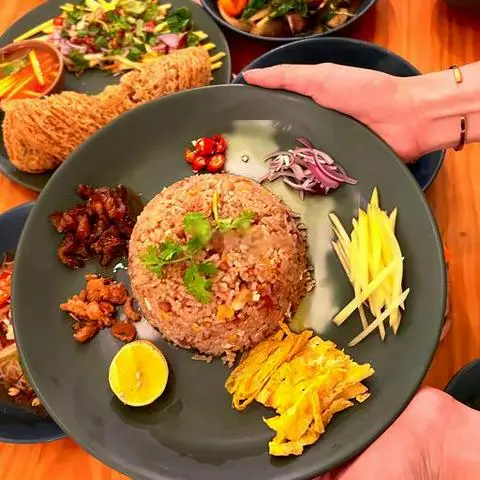 Hình ảnh Cơm chiên mắm ruốc