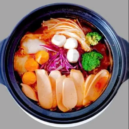 Hình ảnh Mì cay xúc xích - cá viên