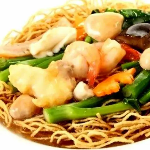 Hình ảnh Mì giòn xào thập cẩm