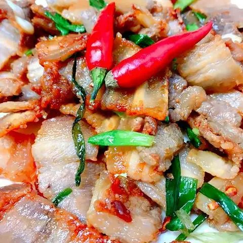 Hình ảnh Ba rọi rang cháy cạnh