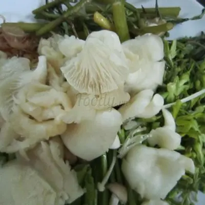 Hình ảnh Lẩu chua cay chay