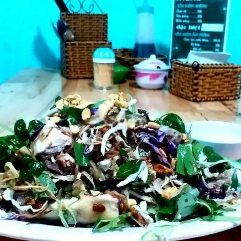 Hình ảnh Gỏi đầu cổ - cánh vịt 1 phần
