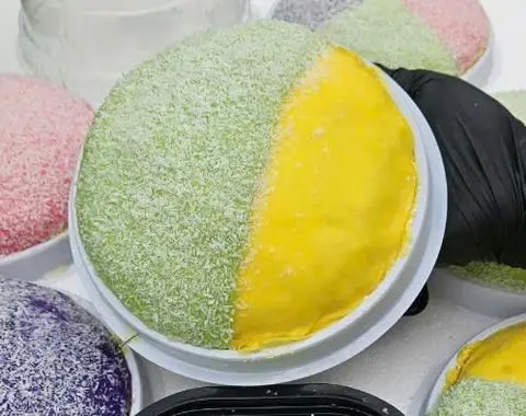 Hình ảnh BÁNH SẦU RIÊNG PHÚ SĨ - NGÀN LỚP