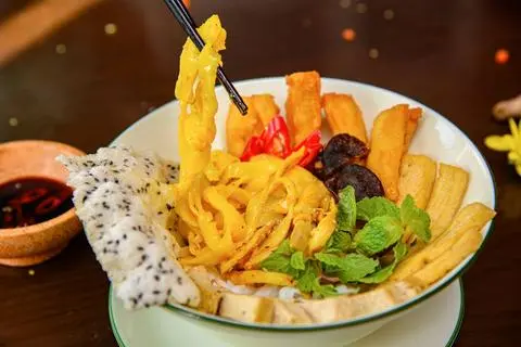 Hình ảnh Mì Quảng chay