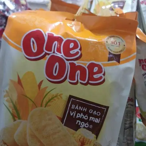 Hình ảnh Bánh gạo one one vị phô mai bắp 