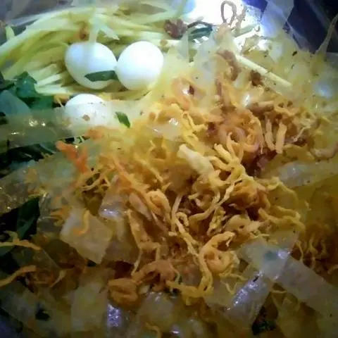 Hình ảnh Bánh tráng trộn khô gà
