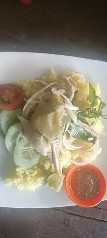 Hình ảnh Gà Ta 1 Con + Rau Gỏi