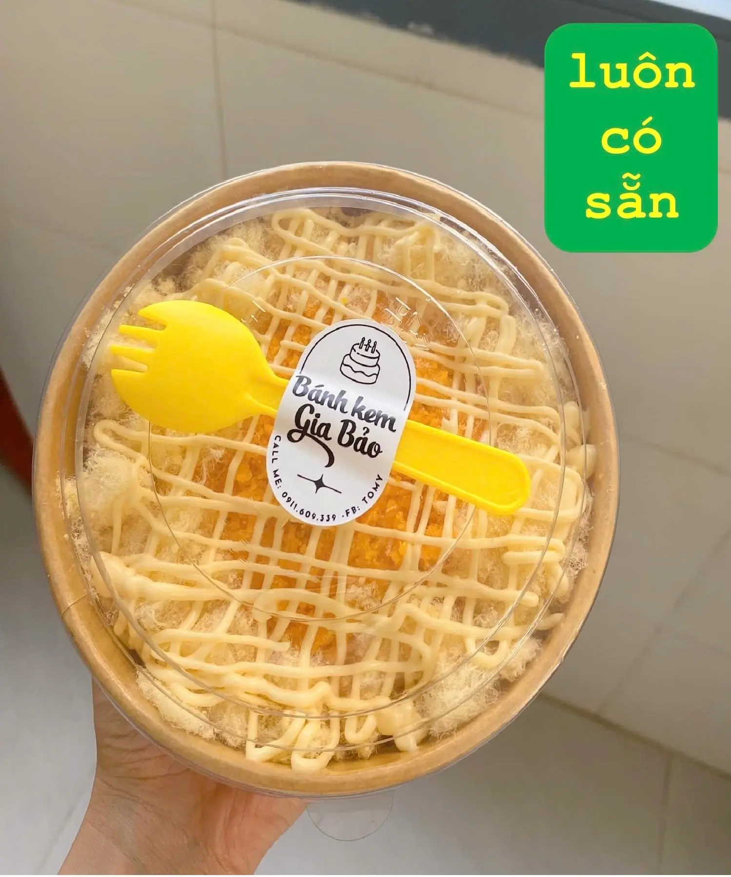 Hình ảnh Bông lan trứng muối sốt phô mai 