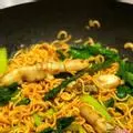 Hình ảnh ốc móng tay xào mì 2 vắt 