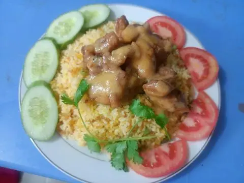 Hình ảnh Cơm chiên tôm sốt tiêu xanh 