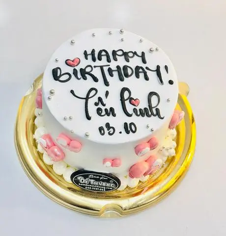 Hình ảnh bánh kem mini tim hồng yến linh dễ thương