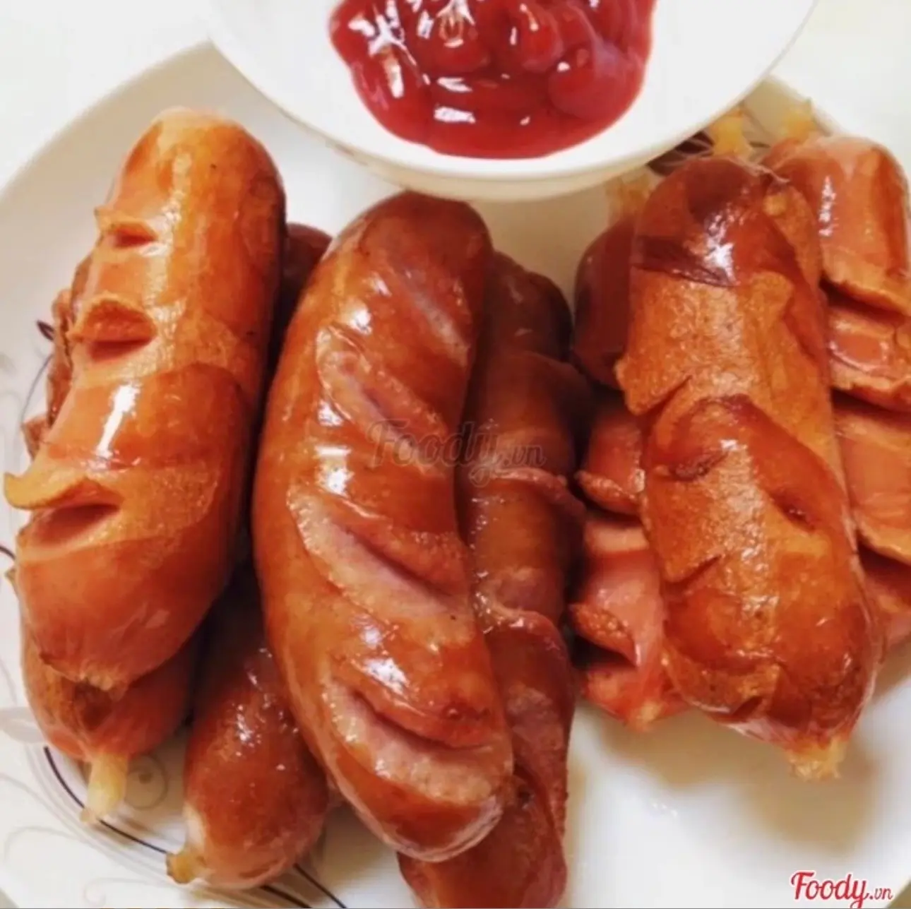 Hình ảnh 5 xúc xích