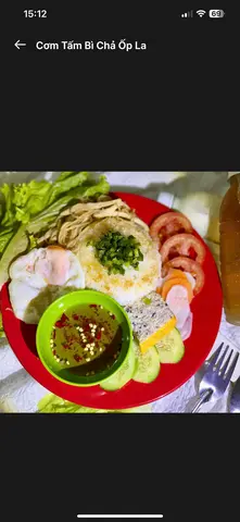 Hình ảnh Cơm Tấm Bì Chả Ốp La