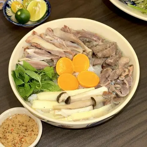 Hình ảnh Bún đặc biệt