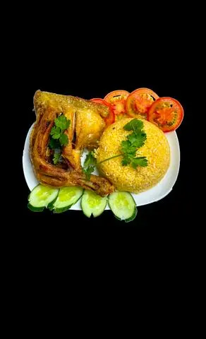 Hình ảnh cơm chiên xối mỡ đùi góc tư