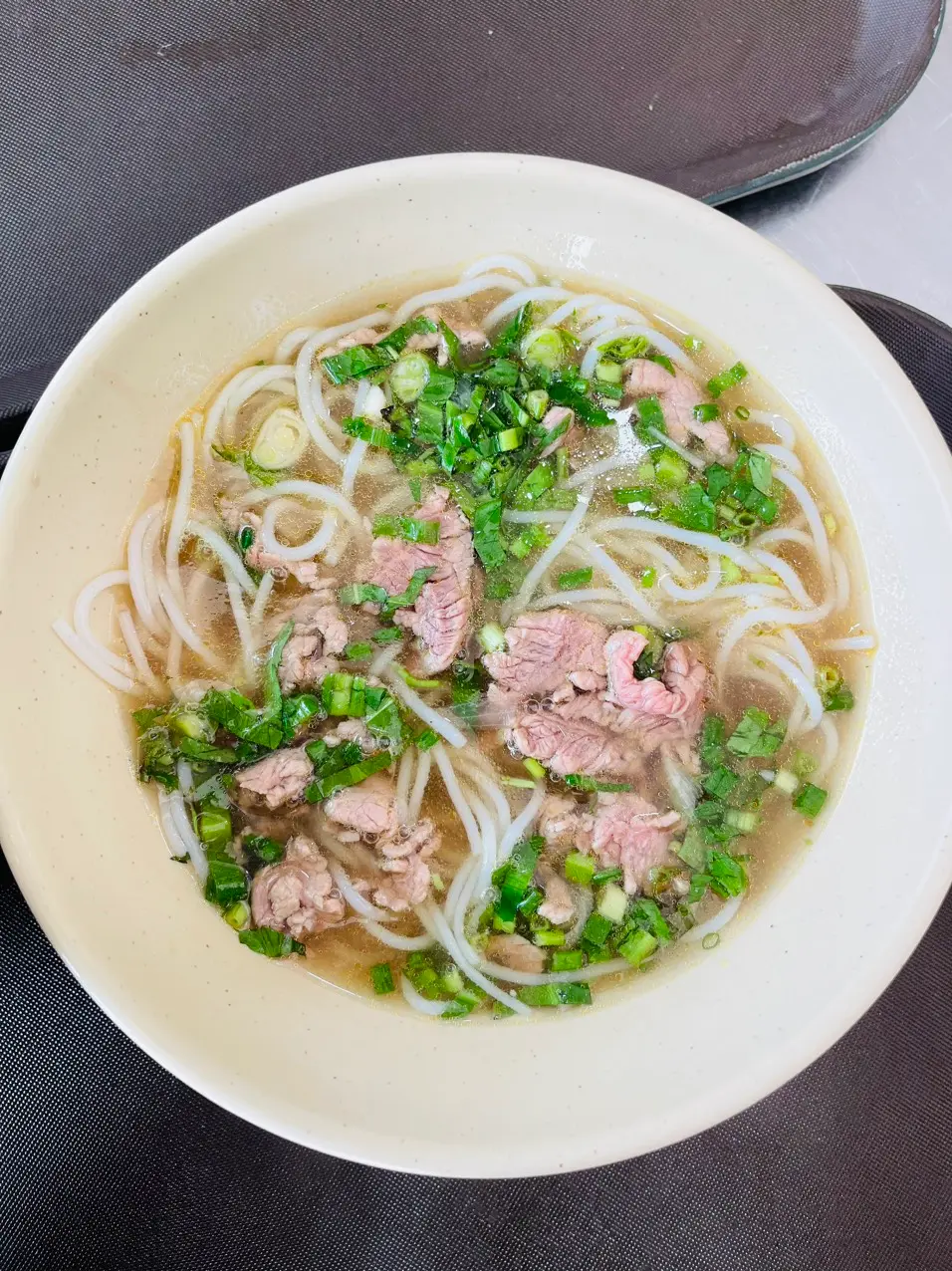Hình ảnh Bún Bò Tái Nạm