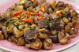 Hình ảnh Mề gà xào sả ớt