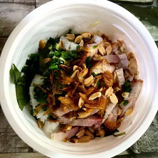 Hình ảnh Bánh Hỏi Heo Quay