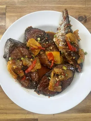 Hình ảnh Cá ngừ kho thơm