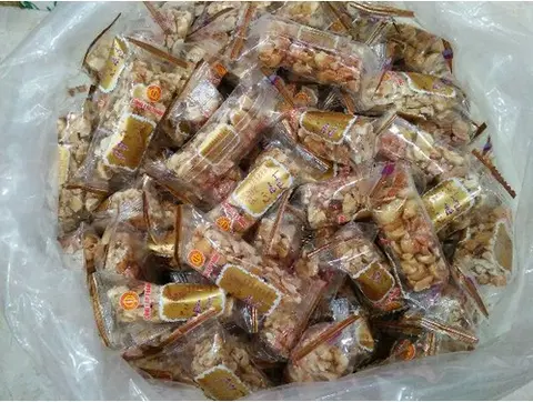 Hình ảnh Kẹo Đậu Phộng ( Loại Đặc Biệt) 300 gram