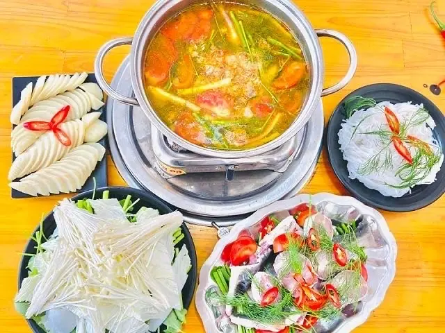 Hình ảnh Lẩu cá tầm măng chua