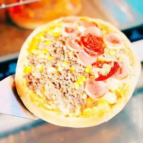 Hình ảnh Pizza Thập Cẩm 16cm