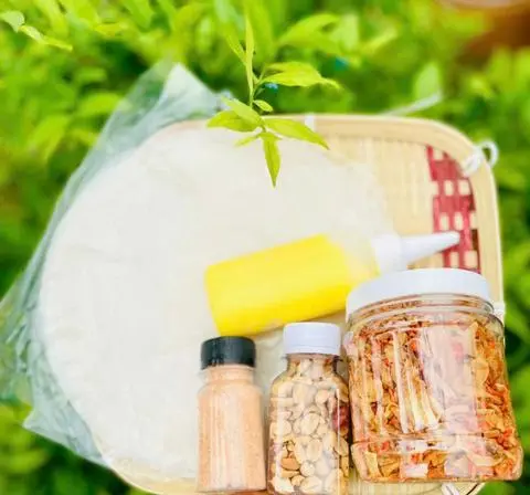 Hình ảnh Combo bánh phơi sương 4 vị ( chai bơ, chai muối, đậu phộng, hũ hành)