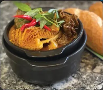 Hình ảnh Phá lấu bò 1kg/ Kèm 4 Bánh Mì/ Vui lòng ghi chú khi cần dụng cụ 