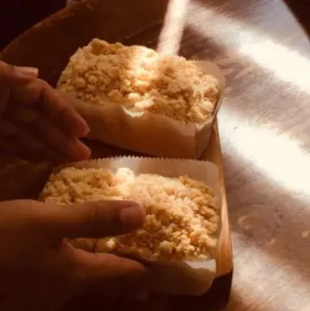 Hình ảnh Origanic rice crumble castella