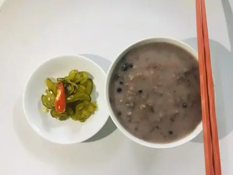 Hình ảnh Combo cháo đậu đen - dưa mắm, hột vịt muối
