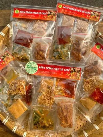 Hình ảnh BÁNH DẺO MỰC XÉ CAY GHIỀN