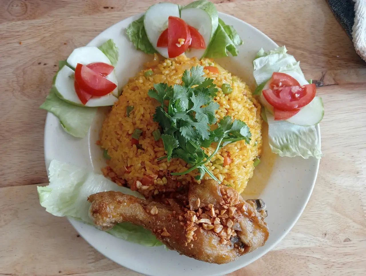 Hình ảnh cơm gà mắm tỏi