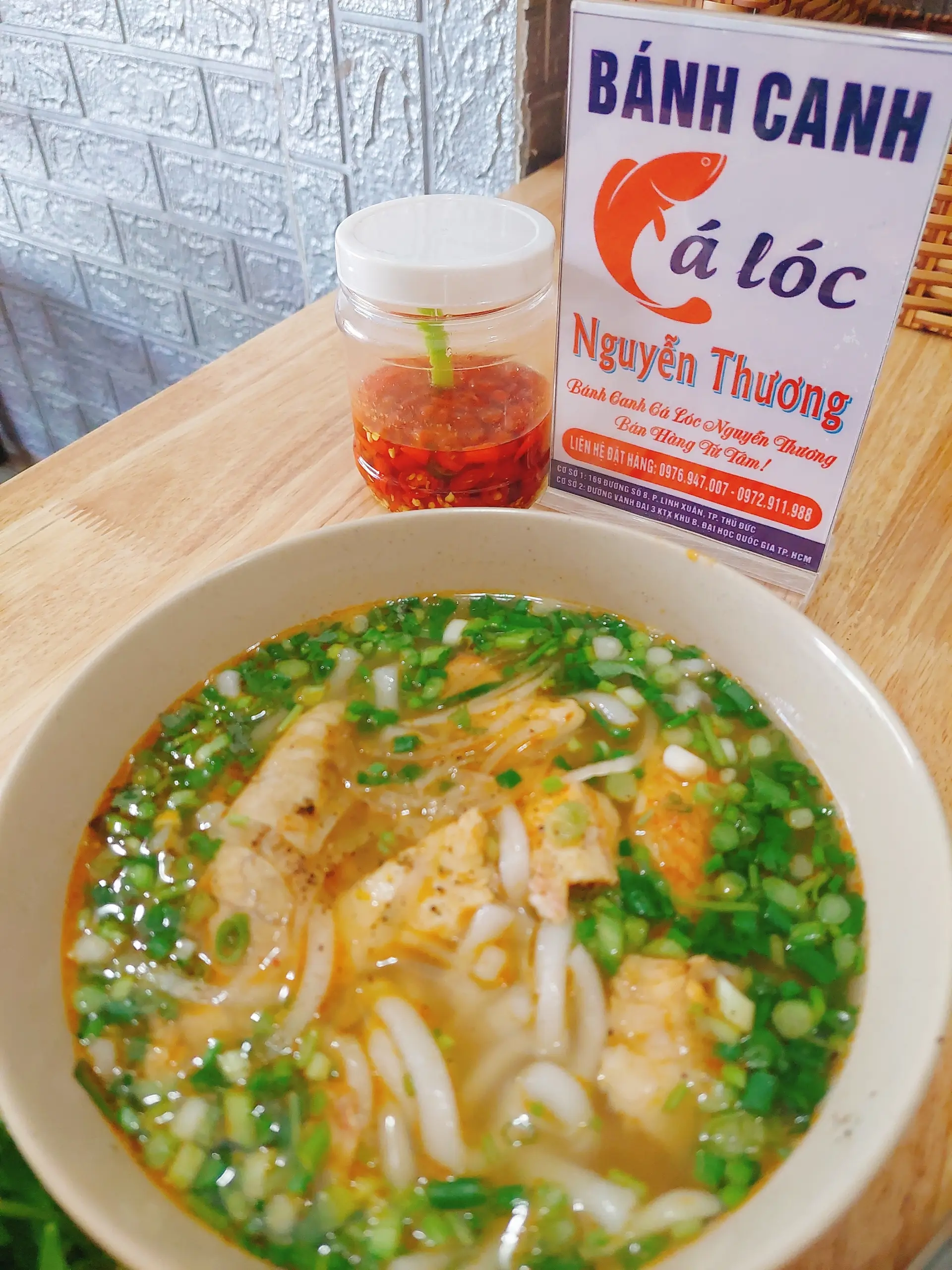 Hình ảnh Bánh canh cá lóc tô lớn