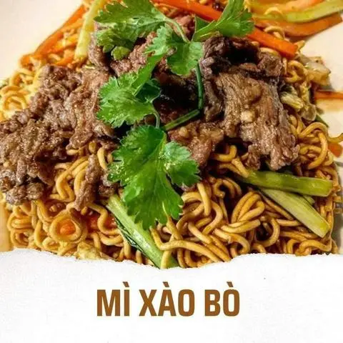Hình ảnh COMBO MÌ XÀO BÒ KÈM NƯỚC