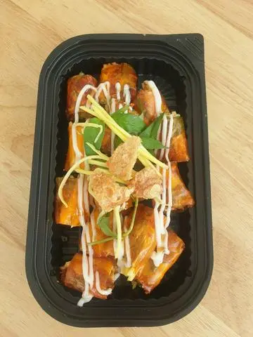 Hình ảnh Bánh Tráng Cuốn da heo